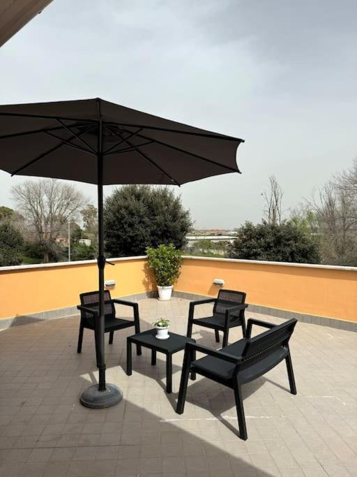 Casa Vacanza Elislor Apartments Φιουμιτσίνο Εξωτερικό φωτογραφία