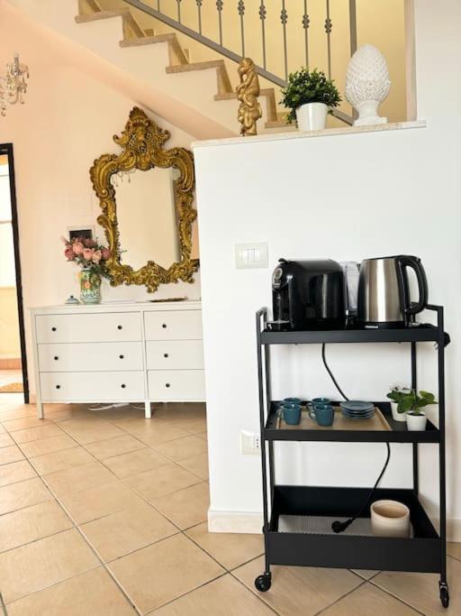 Casa Vacanza Elislor Apartments Φιουμιτσίνο Εξωτερικό φωτογραφία